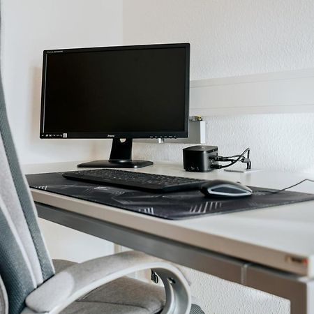 Blissplace 3 Zi Premium Apartment Nahe Getec Arena Mit Kingsize Betten Und Balkon Magdebourg Extérieur photo