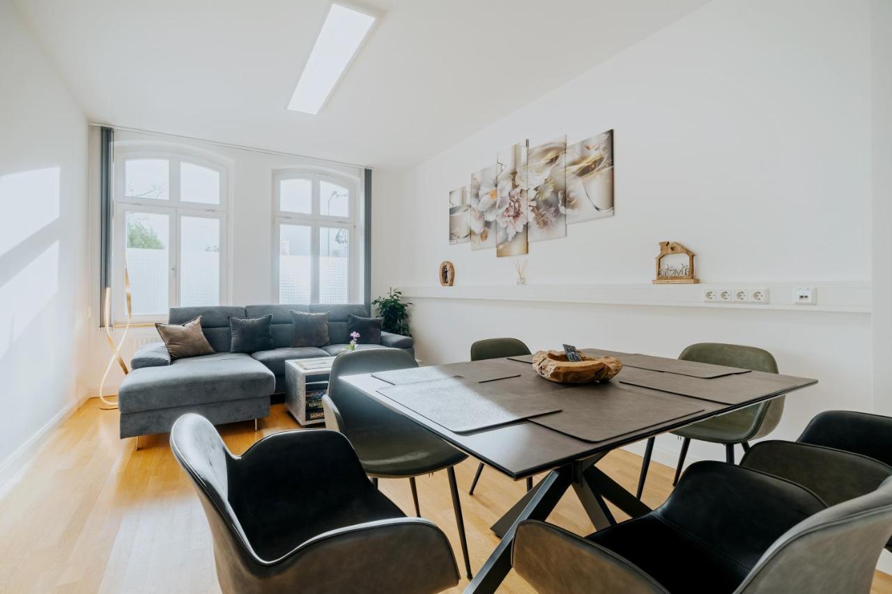 Blissplace 3 Zi Premium Apartment Nahe Getec Arena Mit Kingsize Betten Und Balkon Magdebourg Extérieur photo