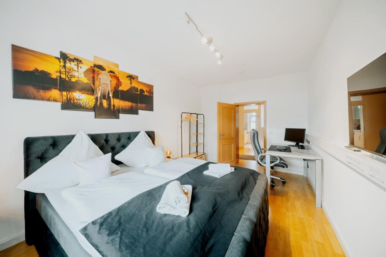Blissplace 3 Zi Premium Apartment Nahe Getec Arena Mit Kingsize Betten Und Balkon Magdebourg Extérieur photo