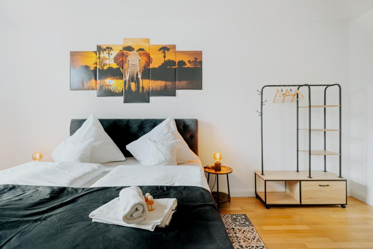 Blissplace 3 Zi Premium Apartment Nahe Getec Arena Mit Kingsize Betten Und Balkon Magdebourg Extérieur photo
